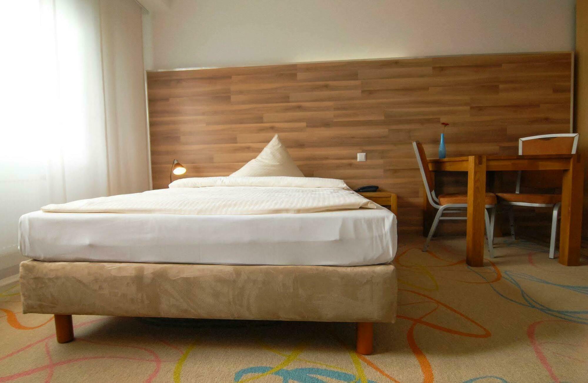 Petul Apart Hotel City Garden Essen Esterno foto
